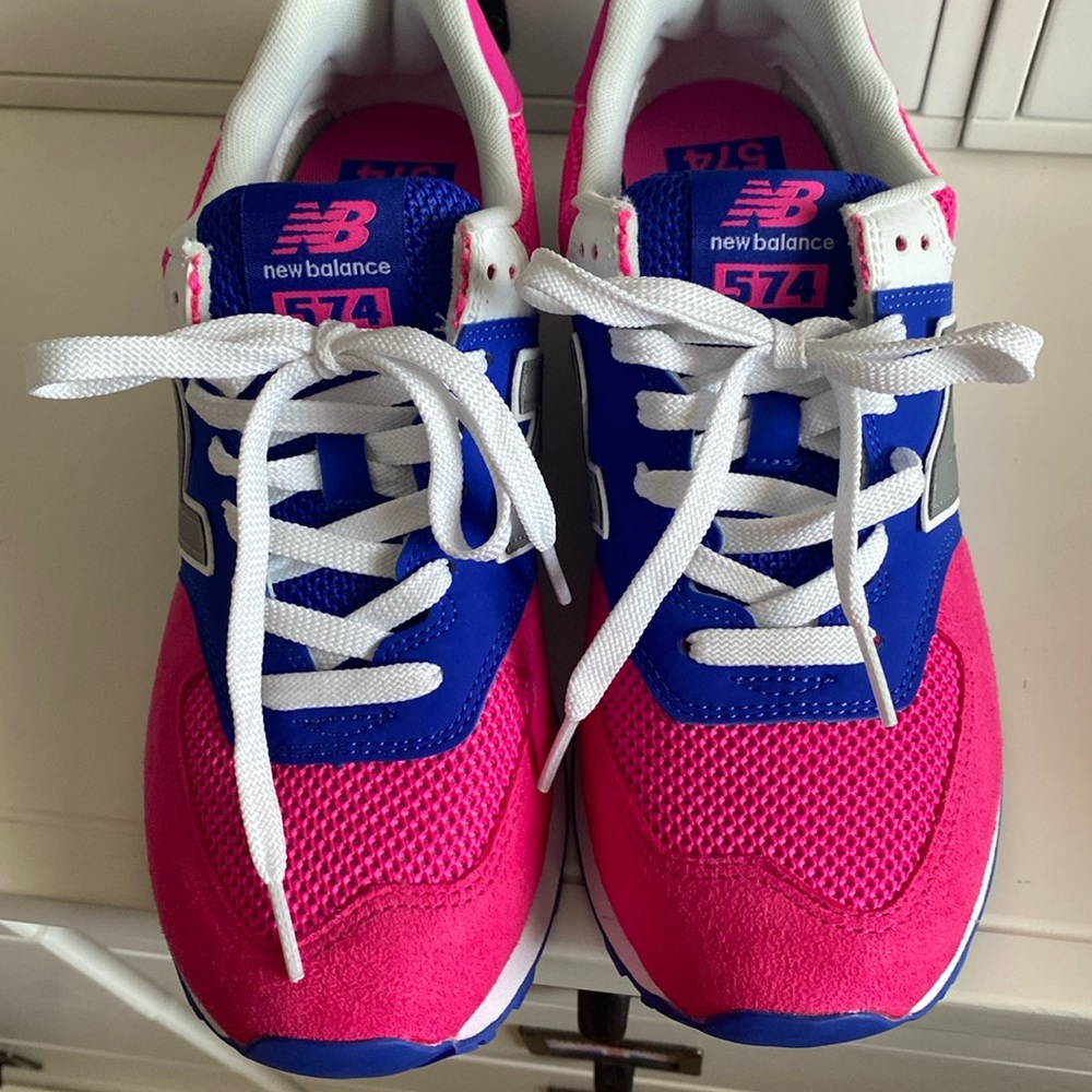 NWOT New Balance 574 Sneakers Size 8.5